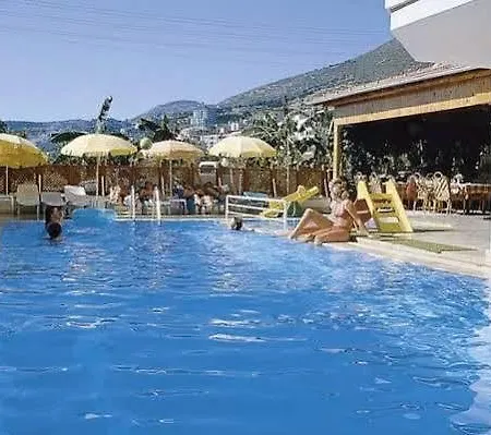 Bravo Marina Apart Szálloda Alanya